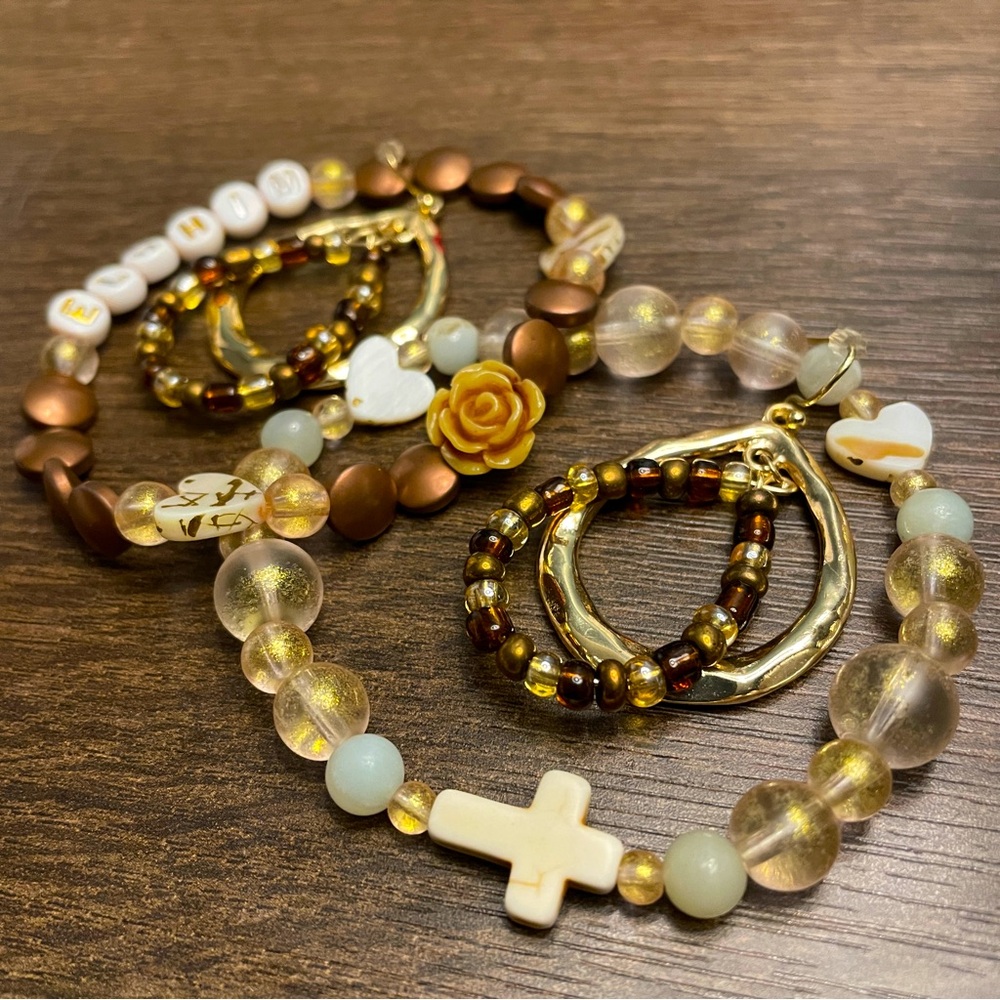 Hand crafted bracelet and ear ring set